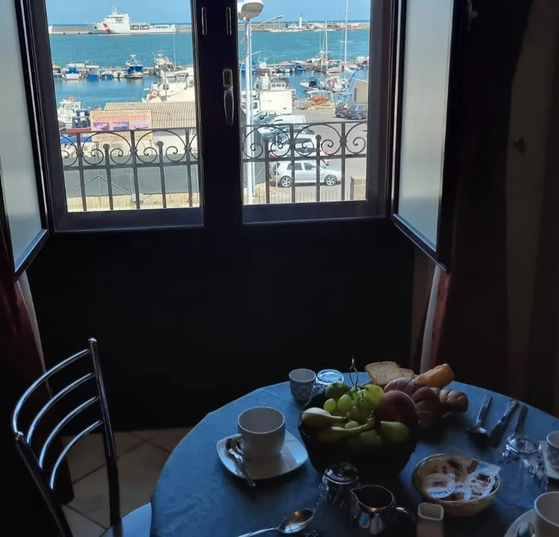Bed and Breakfast Sicily Coast Catania Italien